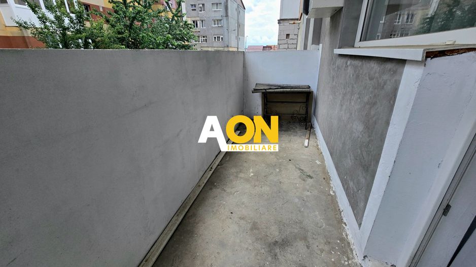Apartament cu 2 Camere, Etaj 1, Zona Cetate - Poză 8