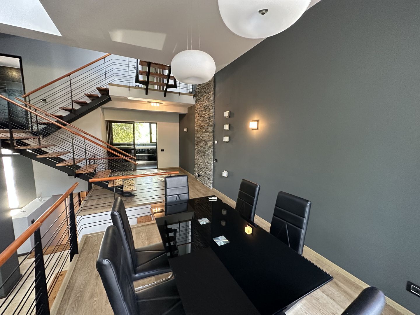 Duplex modern -   zona Lipovei - Poză 3