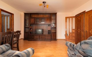 Apartament 3 camere, două băi - Str. Bogdan Dragoș - Poză 11