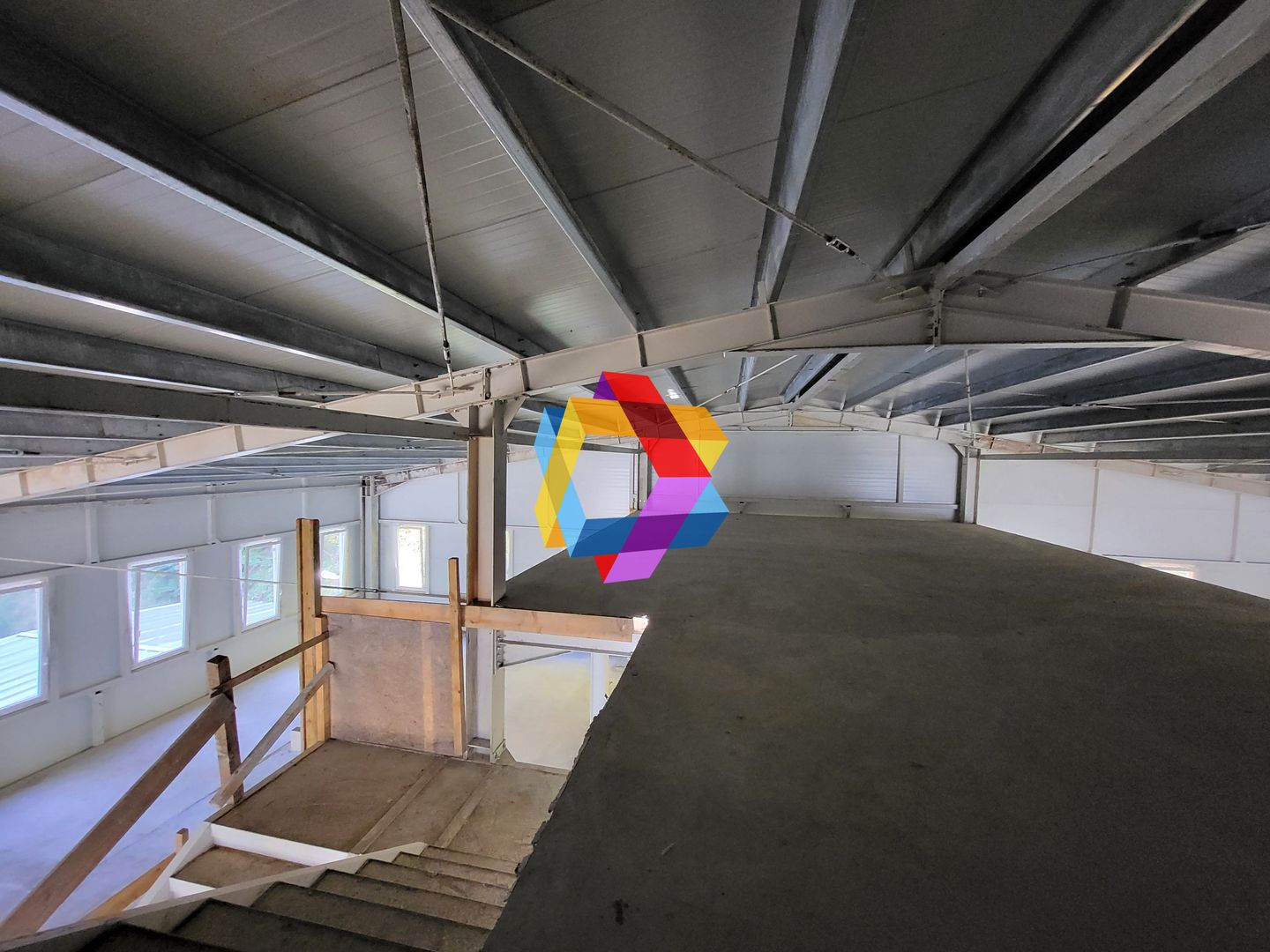 Clădire mixta -3600 mp - Poză 3