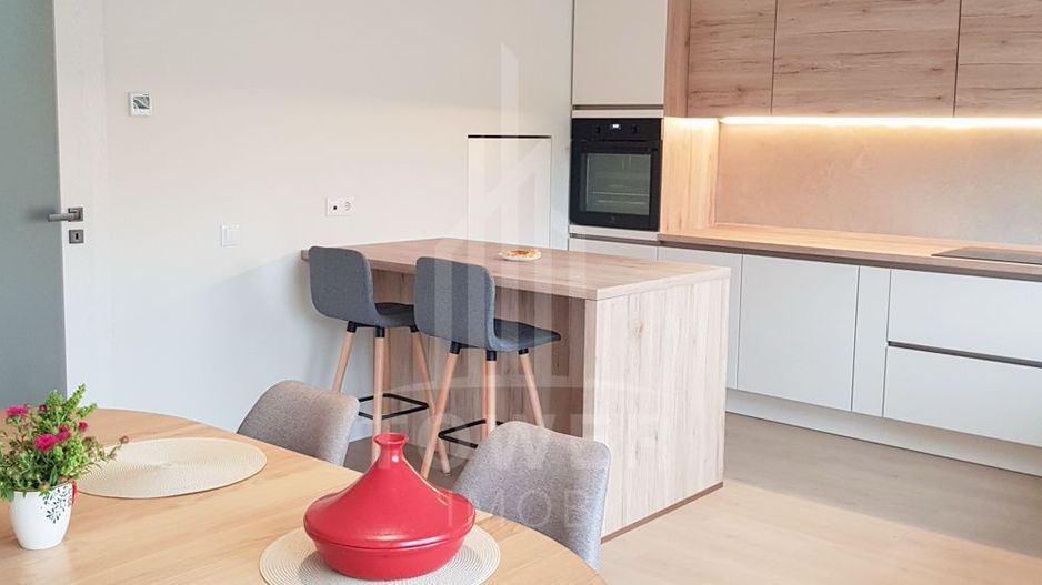 Casǎ modernǎ in Cisnadioara | 170 mp - Poză 7