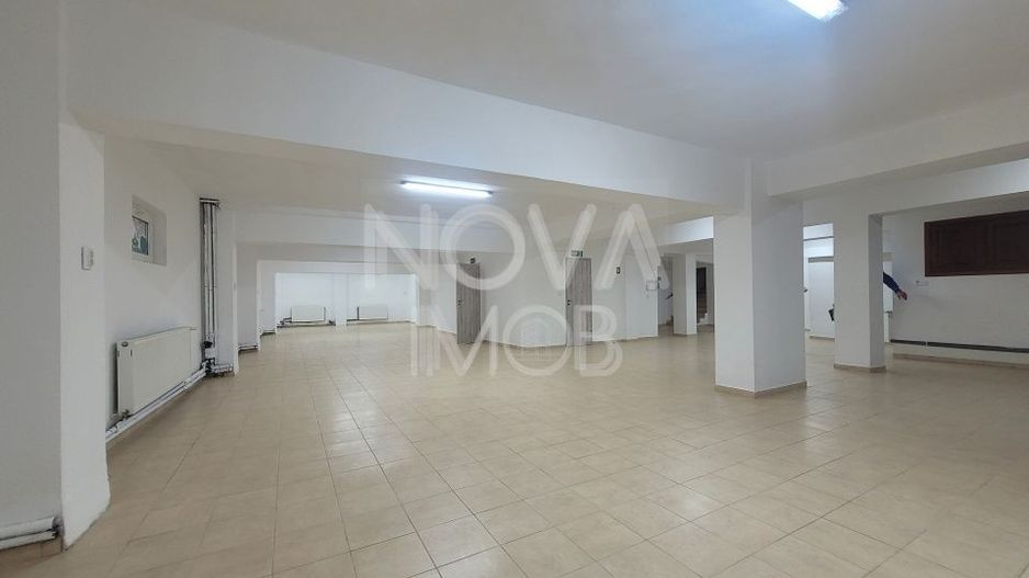 Spatiu comercial de inchiriat 875mp - Piata Cluj - Poză 8