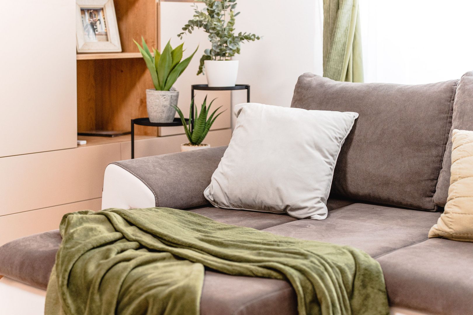 Apartament cu o camera în Piata Unirii cu boxa in CF - Poză 11