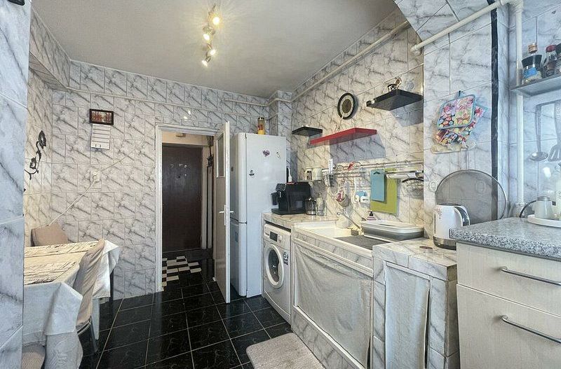 GIULESTI - Crangasi | 2 camere + birou 63mp la 1000 euro/mp - Poză 4