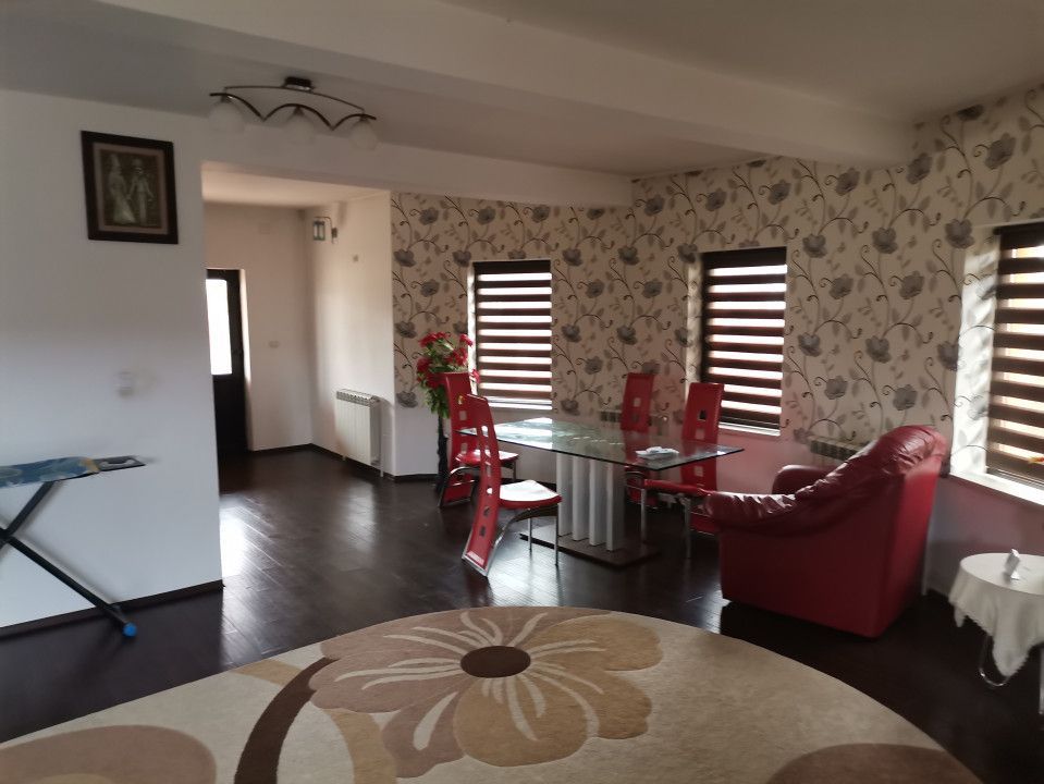 Inchiriere vila deosebita, Trivale, zona Penny - Poză 2