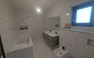 Casă Modernă și Spațioasă | Rădăuți | 4 ARI - Poză 10