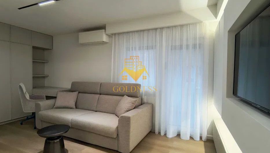 1 Camera Decomandata, Centru, P-ta Mihai Viteazu, Modern, Parcare - Poză 3