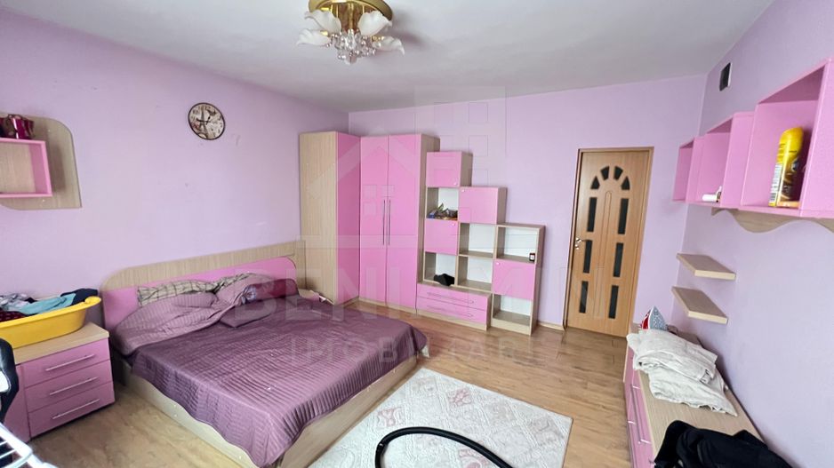 De-Vanzare-Case-16-Camere-400mp-Utili-1100mp-Teren-Sacele-Brasov - Poză 5