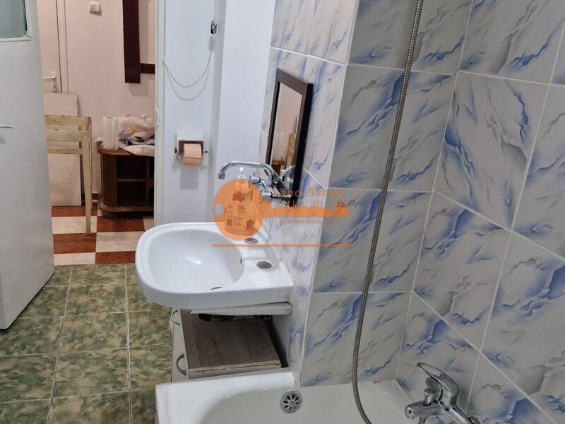 Garsoniera Vitan ( bloc 1990 ) - Poză 2