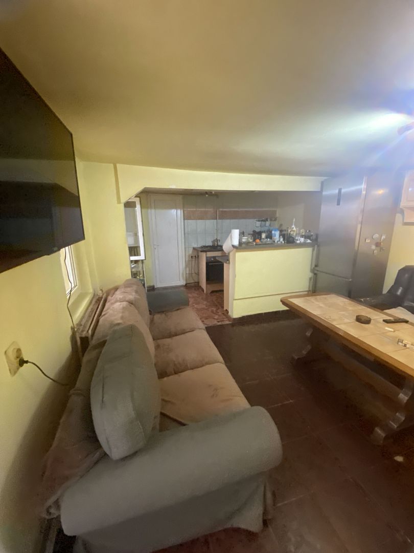 Casa cu 2 corpuri de clădire - Poză 5