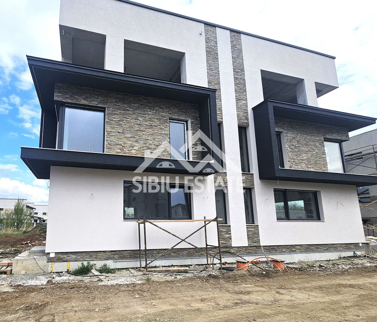 Casa 3 dormitoare, 3 bai, terasa Sibiu, Selimbar - Poză 4