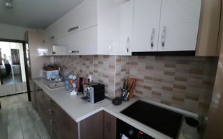 Apartament de închiriat, etaj intermediar – Zona Vivo - Poză 7