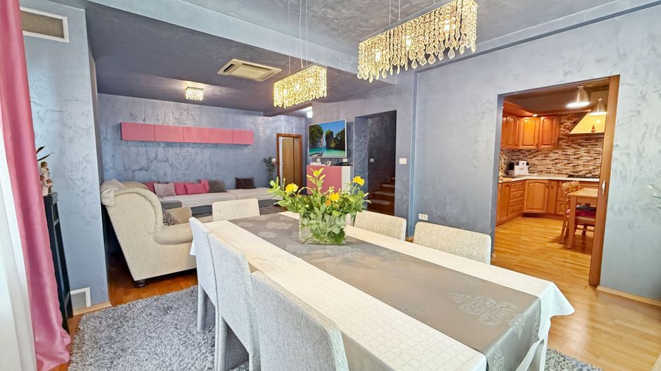 Casă cu două corpuri și utilizare mixtă– rezidențial & comercial - Poză 4