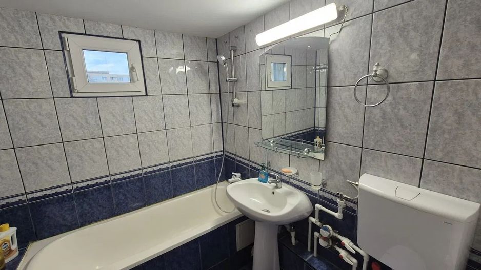 AP. 3 CAMERE CRANGASI, BUCATARIE INCHISA, 83 MP UTILI, CURAT, LIBER - Poză 11