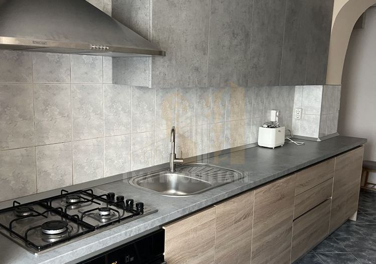 Apartament 3 camere Strada Vulturului Brasov - Poză 2