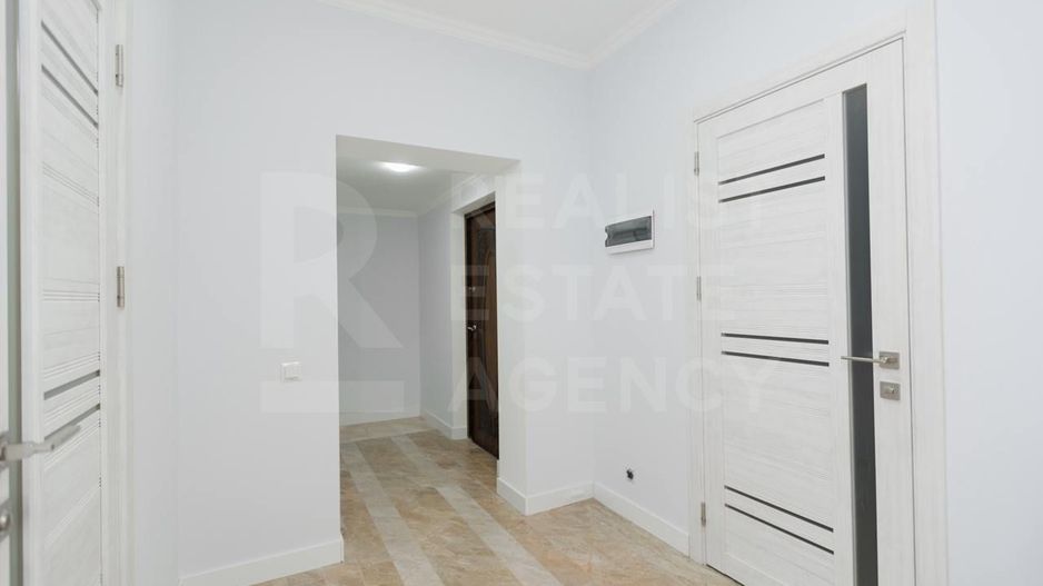 Vânzare, casă, 4 camere, str. Serghei Lazo, com.Sîngera - Poză 6