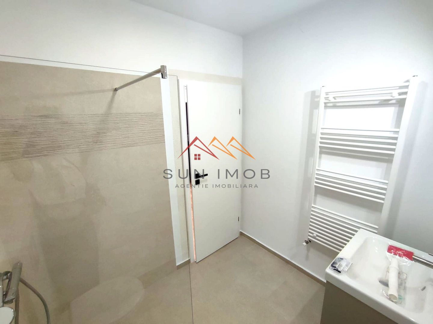 APARTAMENT 3 CAMERE | PRIMA ÎNCHIRIERE | MOBILAT ȘI UTILAT | CÂMPINA - Poză 13