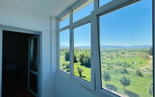 Apartament decomandat, cu 3 camere, 2 bai, 2 balcoane - Zona Strand - Poză 16