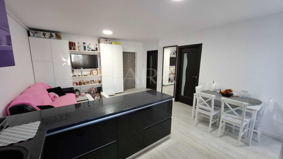 Apartament cu 2 camere și parcare, zona Teilor – Florești. - Poză 1