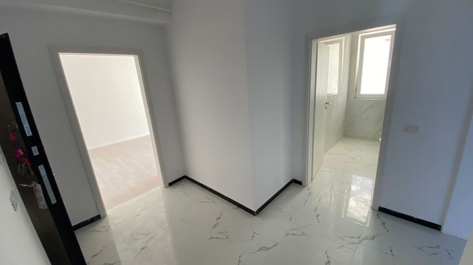 Giroc-Neptun | 3 Camere | Decomandat | Lift | Disponibil imediat - Poză 1