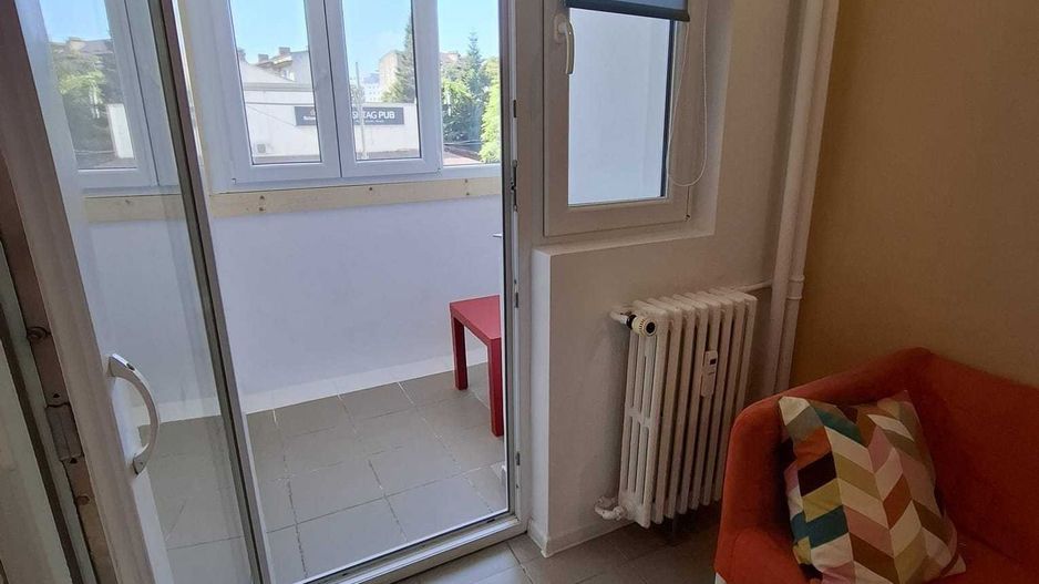 STUDIO- OBOR, BLOC REABILITAT, DORMITOR SEPARAT, MODERN - Poză 7
