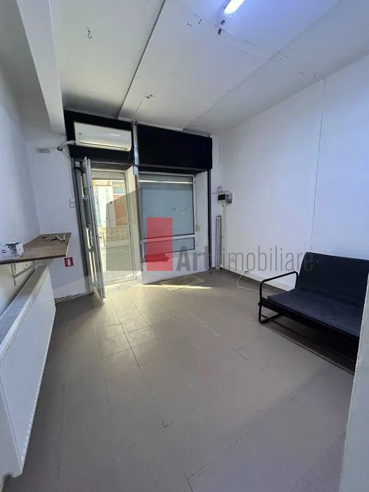 Spatiu comercial de inchiriat in zona Unirii (stradute) - Poză 1