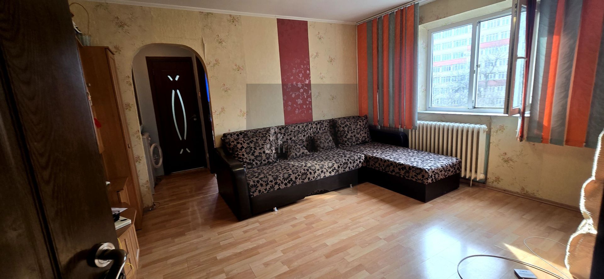 Apartament 2 camere, semidecomandat - Berceni (sector 4) - Poză 3