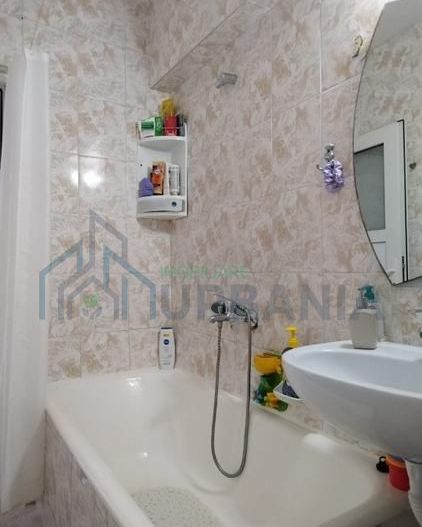 Apartament 3 camere decomandat - Poză 7