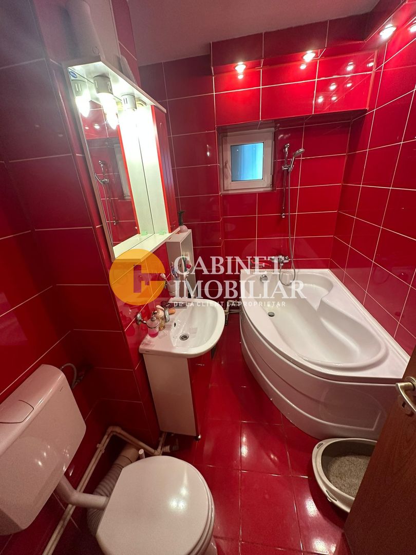 PACURARI - 3 CAMERE DECOMANDAT - ETAJ 2 - BLOC 1990 - Poză 4