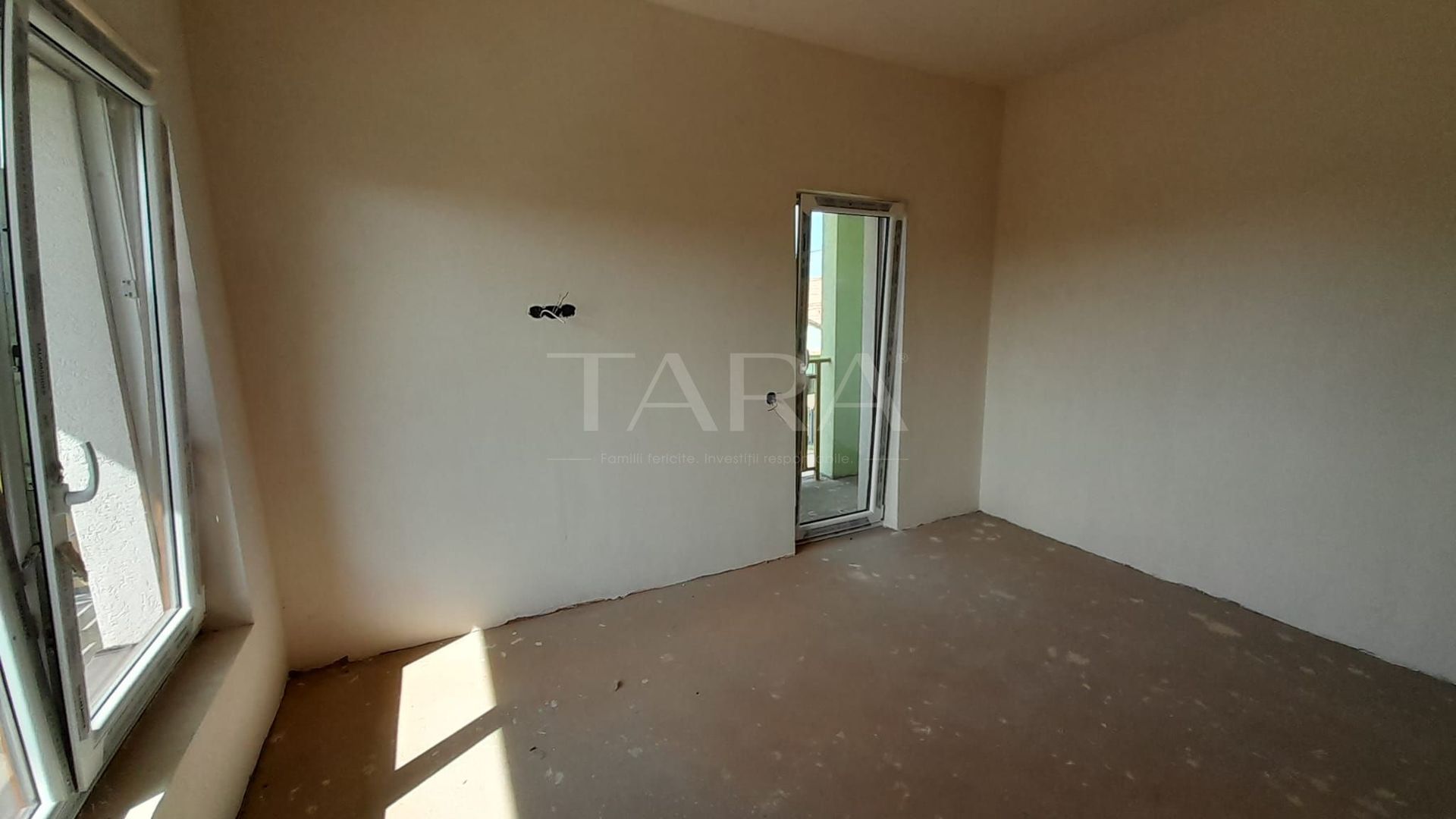 Apartament cu grădină generoasă, în ansamblu privat din Apahida. - Poză 1