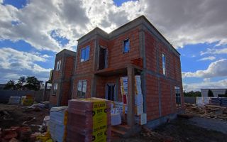 Sanandrei Duplex cu Perete Dublu, Proiect Modern - Poză 2