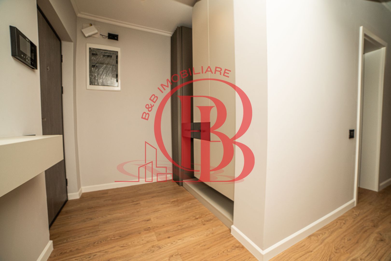 Penthouse 2 camere panouri solare pompa caldura - Poză 11