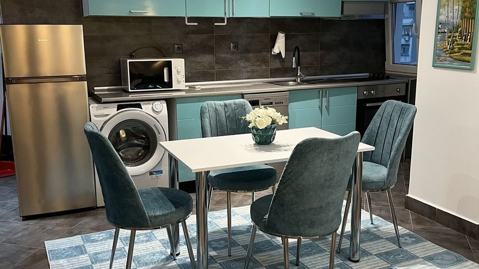 Apartament 2 camere Decebal langa Sanador, 3 balcoane, prima inchiriere - Poză 2