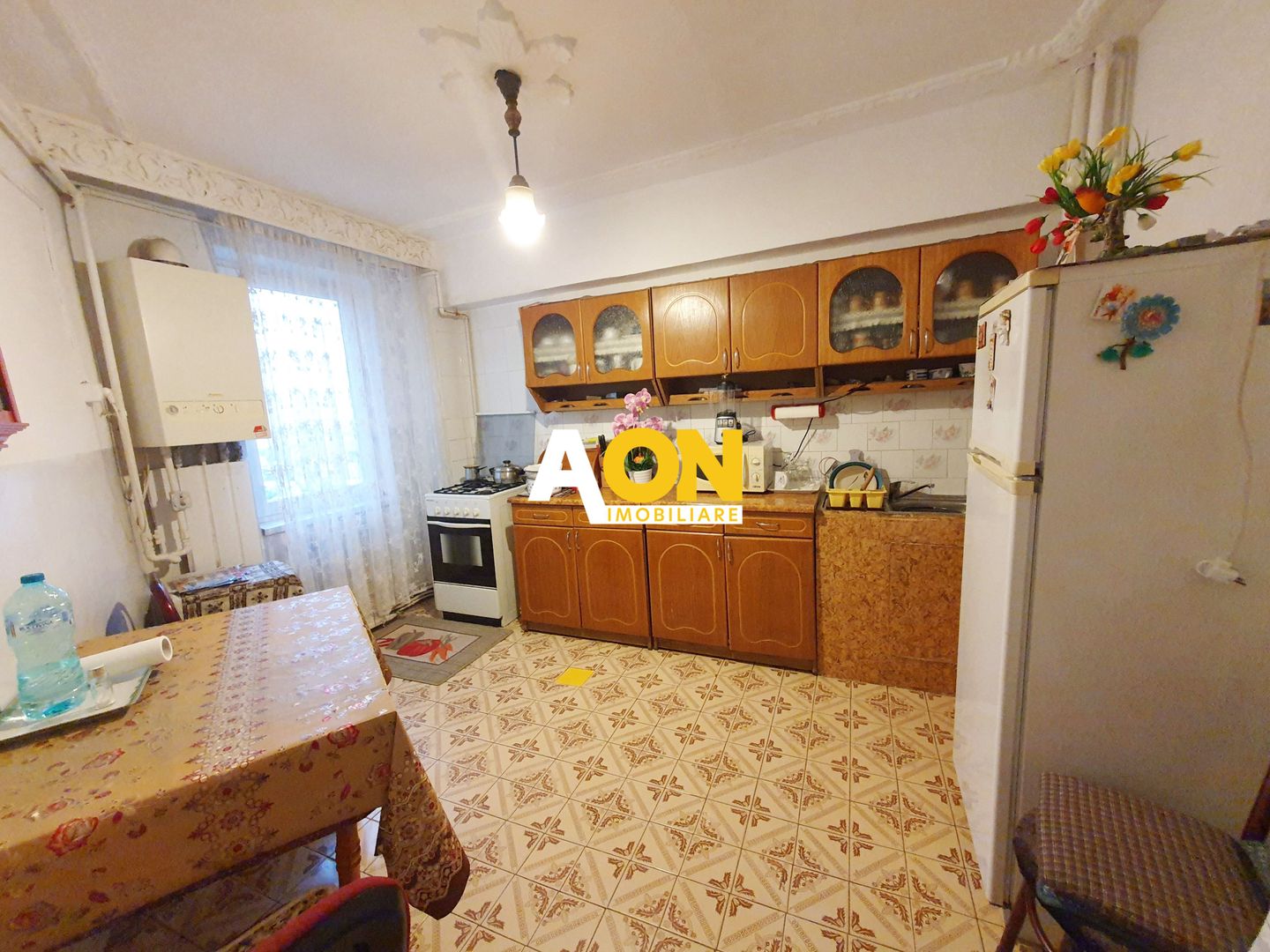 Apartament 4 camere, decomandat, Ampoi 2 - Poză 3