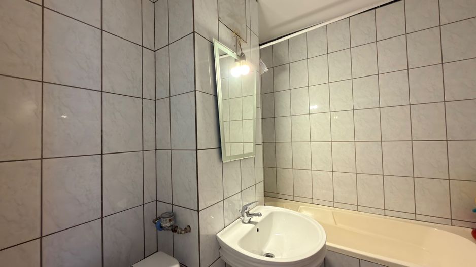 Apartament 3 camere etaj 3- Campulung-Zona Visoi! - Poză 8