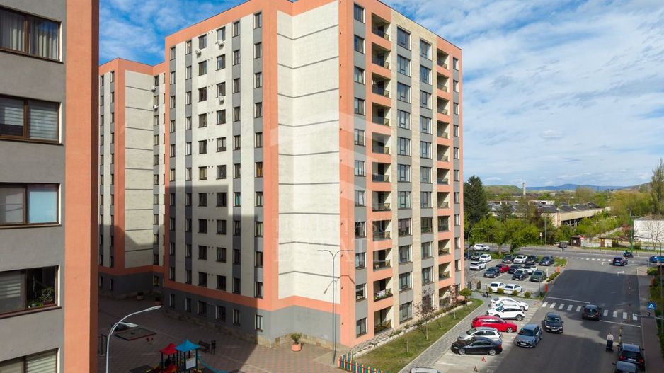 CORESI - Isaran | 3 camere 82 mp loc de parcare si boxa - Poză 27