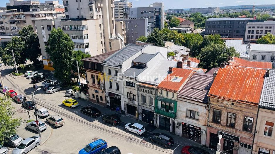Apartament ultracentral, 3 camere, cu priveliste impresionanta, langa Mercur - Poză 15