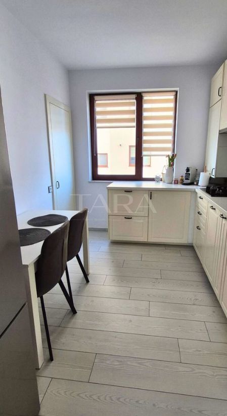 Apartament spațios în Bună Ziua, 3 camere, cu 2 balcoane. - Poză 5