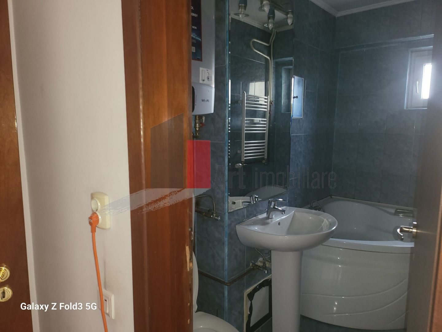Apartament 3 camere decomandat - Poză 6