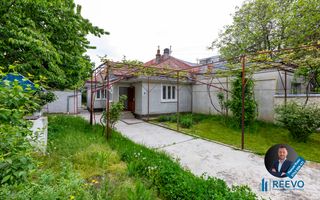 Casă de vânzare, Str. Avram Iancu, Bacău - Poză 1