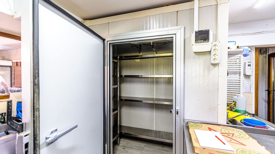 Spațiu comercial situat pe Ștrandul Neptun - Poză 5