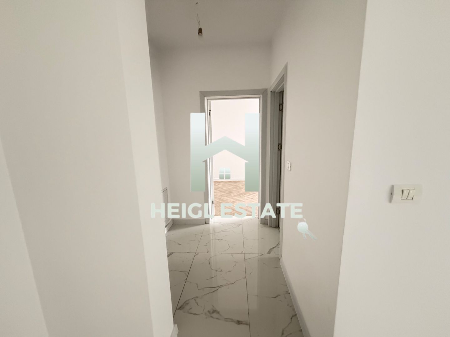 Apartament cu 2 camere si 50 mp teren in zona Braytim - Poză 5