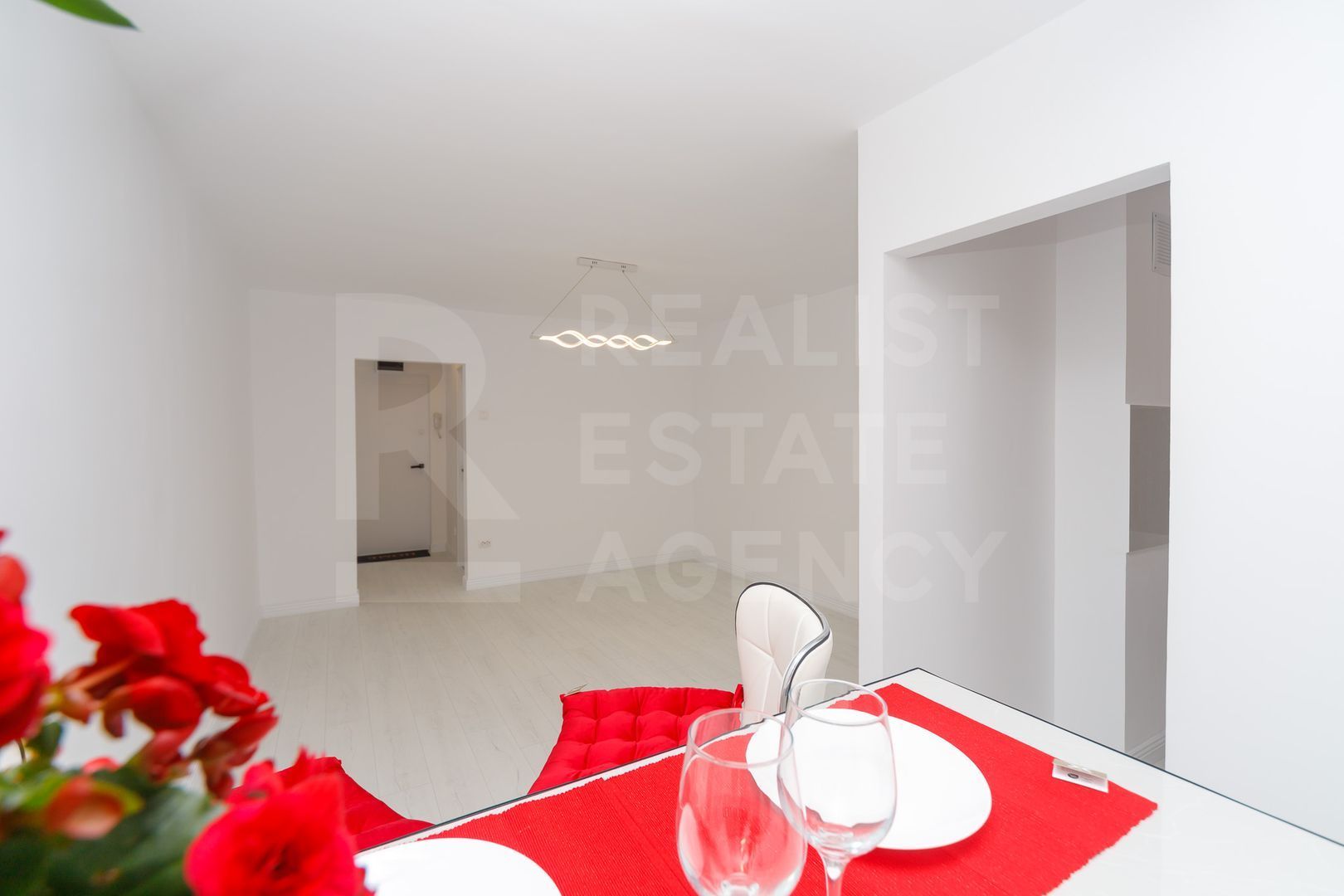 Vânzare, garsonieră, zona Drumul Taberei, București - Poză 2