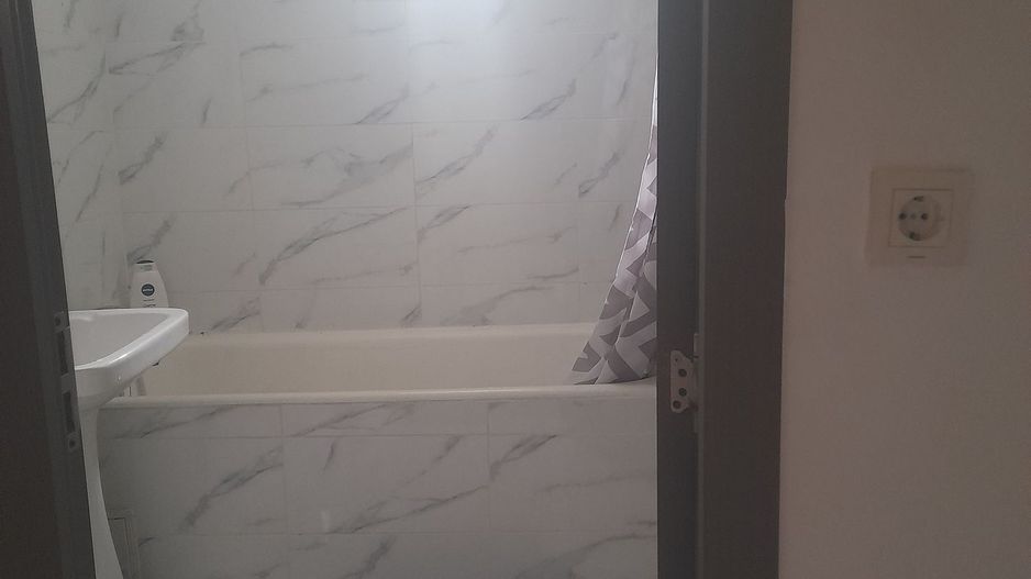 Vanzare apartament 4 camere decomandat, 85 mp, 2 băi, parter, Gorjului - Poză 7