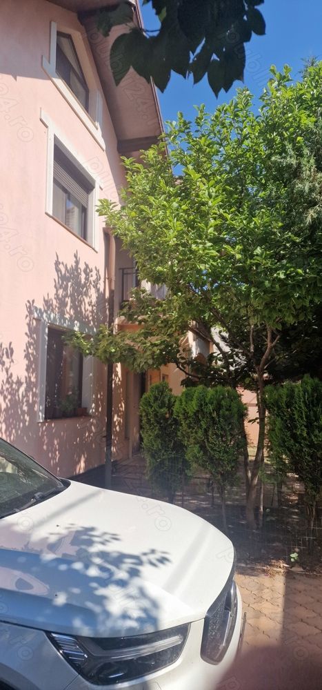 Vila zona brancoveanu , 500 mp construit  si teren 820 mp - Poză 6