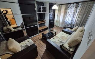 De inchiriat apartament cu 3 camere, etaj 3, Micro 16, 450 euro - Poză 3