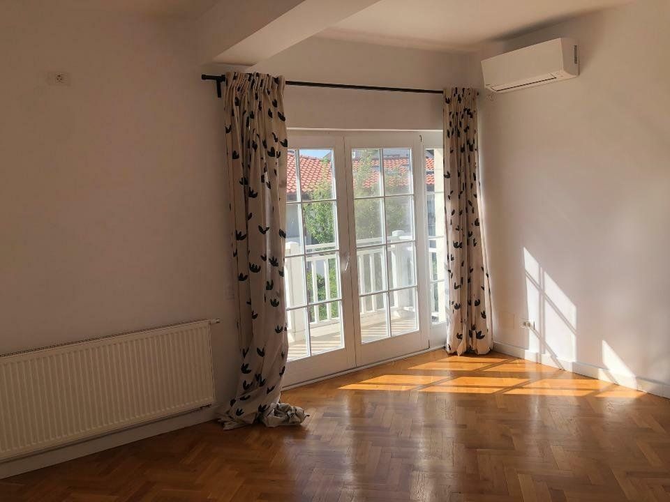 Casa individuala langa lacul Straulesti cu mutare imediata. Direct proprietar - Poză 15