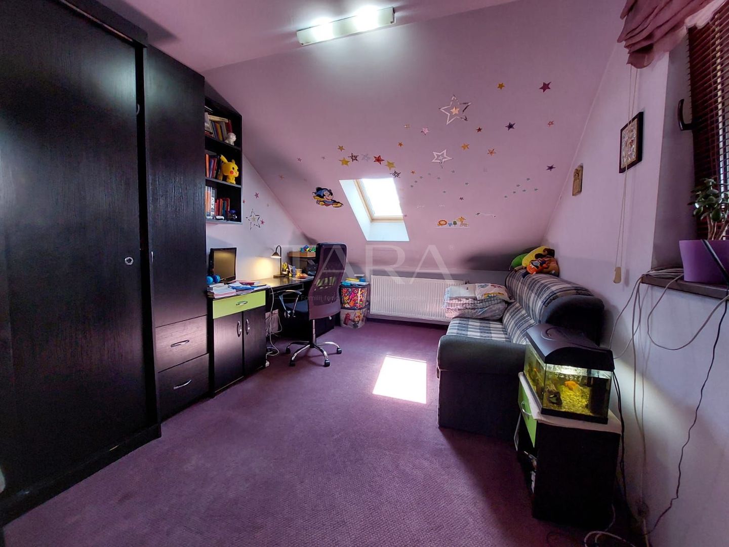 APARTAMENT IN VILA, 4 camere si terasa, Floresti central. - Poză 10