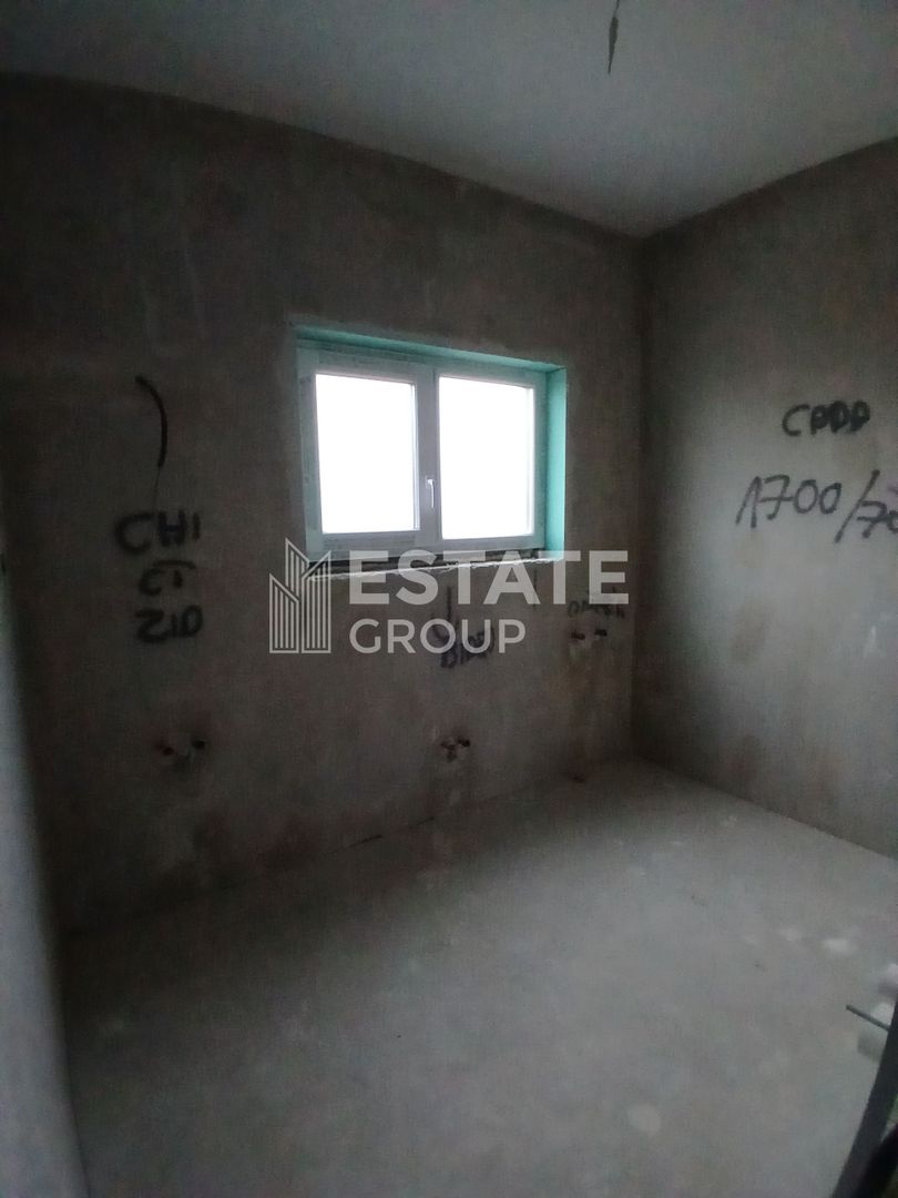 Duplex cu 5 camere despartit prin camera tehnica in Dumbravita - Poză 9