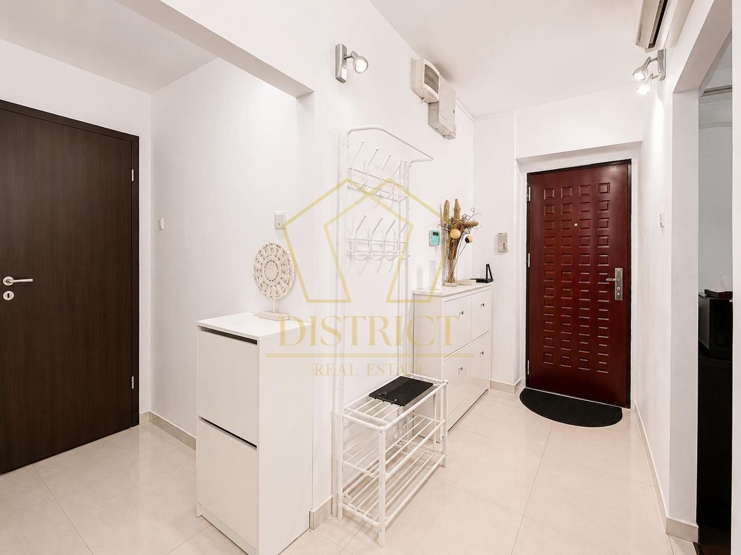 Apartament cu 3 camere | Spitalul Judetean - Poză 13